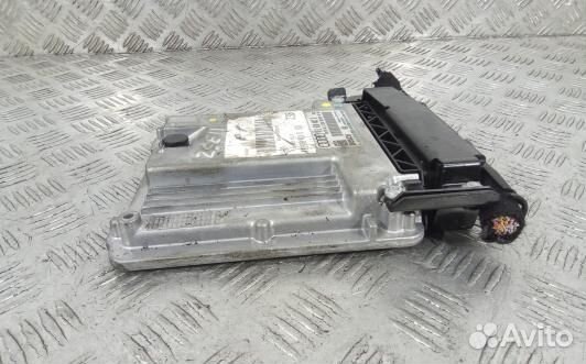 Блок управления двс audi A6 C6 (ZSE11PC01)