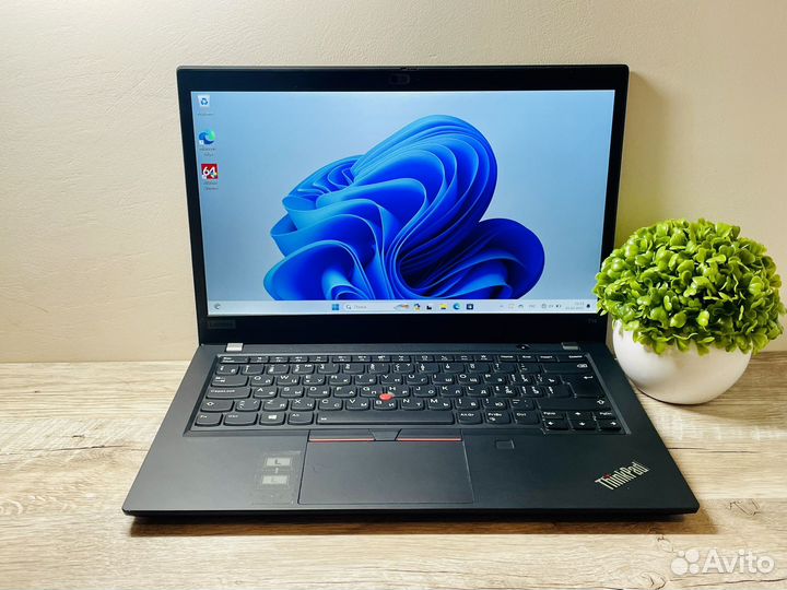 Lenovo ThinkPad T14 Gen 1 Razen 7 тач