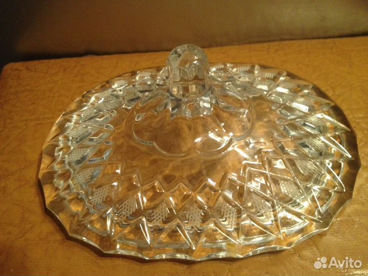 Крышка от вазы(конфетница.)