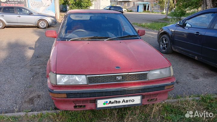 Toyota Corolla 1.6 AT, 1988, 360 000 км