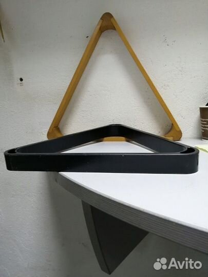 Треугольник для бильярда