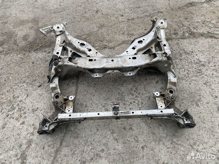 Подрамник передний BMW F10 F07 F01 F06 F12 F02