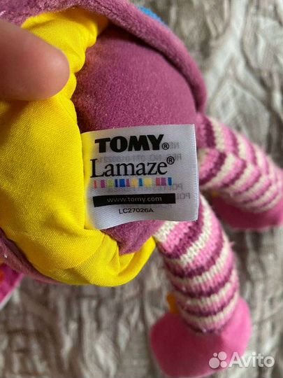 Подвесная игрушка Моя подружка Эмили Tomy Lamaze
