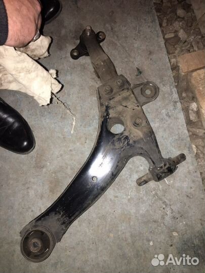 Передний правый Рычак на сонату
