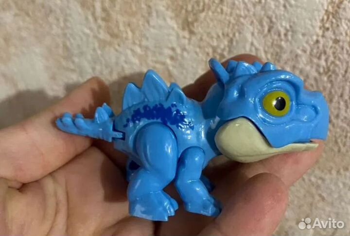 Сюрприз завр (череп динозавра)