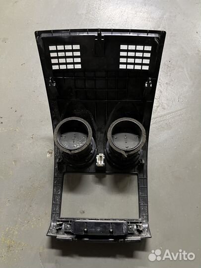 Накладка торпедо Nissan Qashqai J10 68260-JD92A