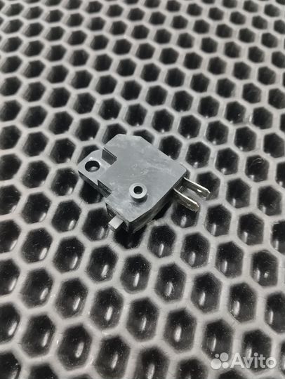 Kawasaki zx7r, zx7, ZX750P Датчик стоп сигнала