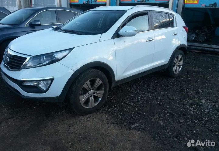 Kia Sportage III 2014 г на запчасти