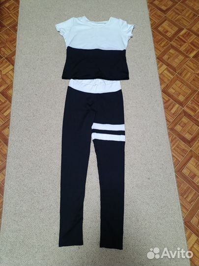 Спортивный костюм женский