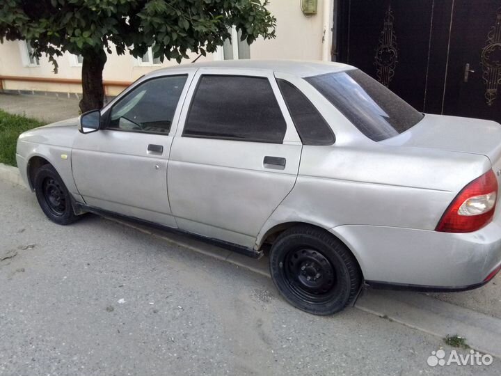 LADA Priora 1.6 МТ, 2007, битый, 300 000 км