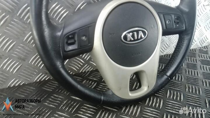 Руль Kia Venga 2011