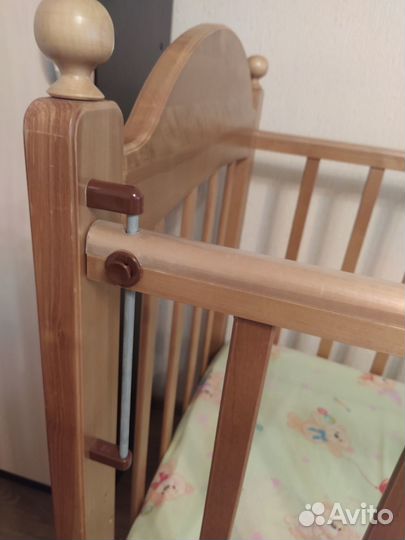 Кровать детская с поперечным маятником