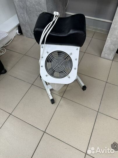 Подставка для педикюра с вытяжкой