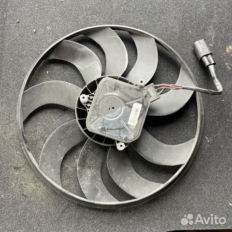 Вентилятор ож с лопостью BMW F20 F30 F32