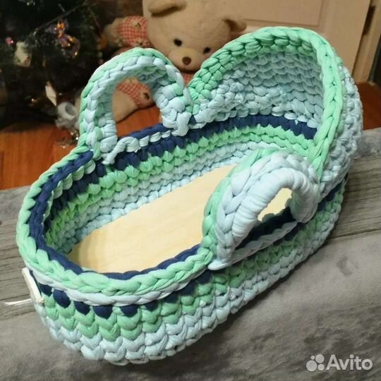 Люлька колыбель. Для кукол. Трикотажная пряжа