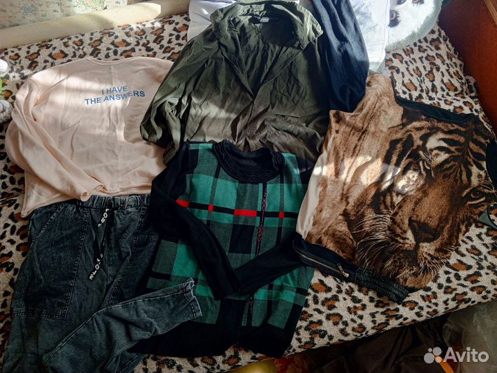 Вещи женские пакетом 50 52