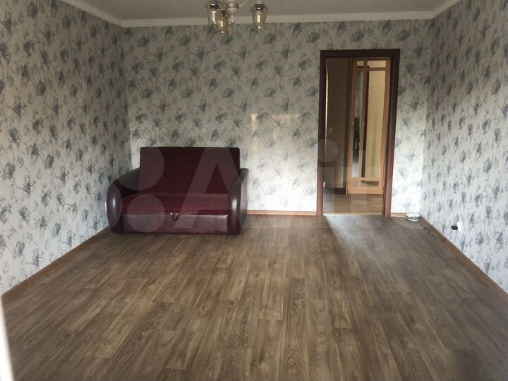 2-к. квартира, 62 м², 4/10 эт.