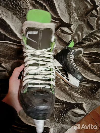 Коньки хоккейные