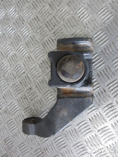 Кронштейн амортизатора передний правый Scania 1354