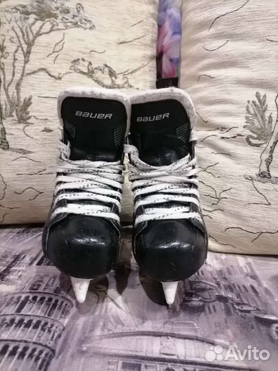 Хоккейные коньки детские bauer 31р