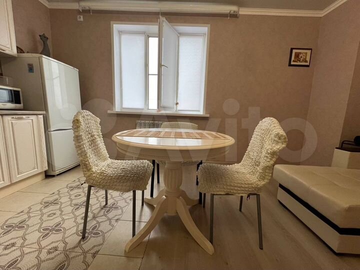3-к. квартира, 91 м², 14/16 эт.