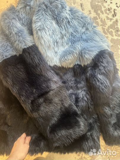 Искусственная шуба яркая