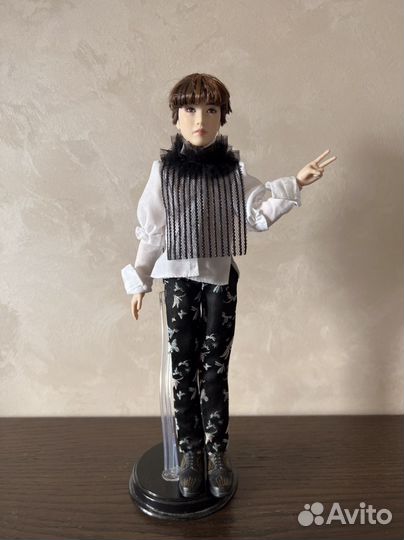 Фигурка BTS Suga