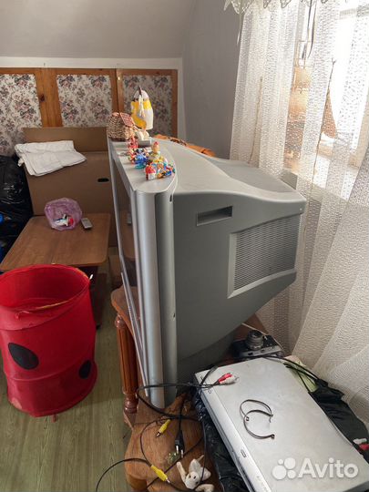 Тумба под телевизор