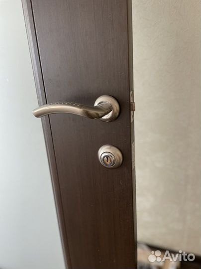 Дверь межкомнатная 800-200 бу