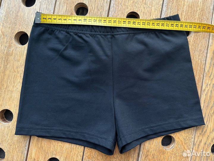 Шорты для девочки новые черные спортивные 128