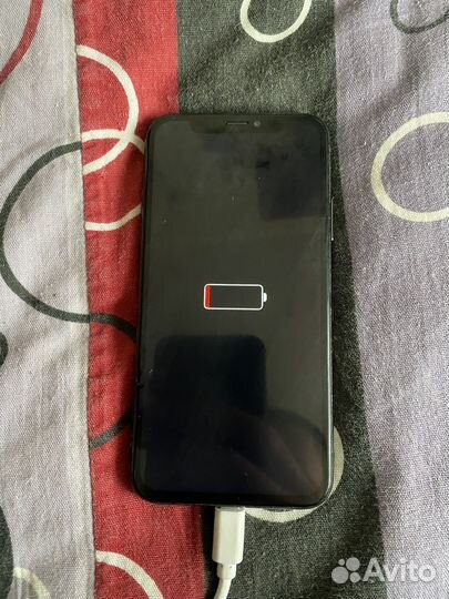 iPhone X, 64 ГБ