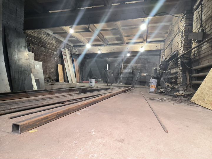 Производство, 200 м²