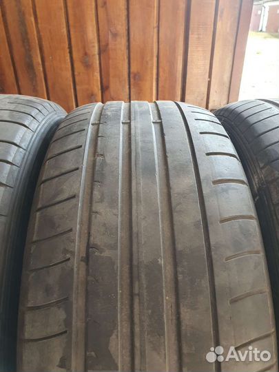 Dunlop SP Sport Maxx GT 245/50 R18 100W