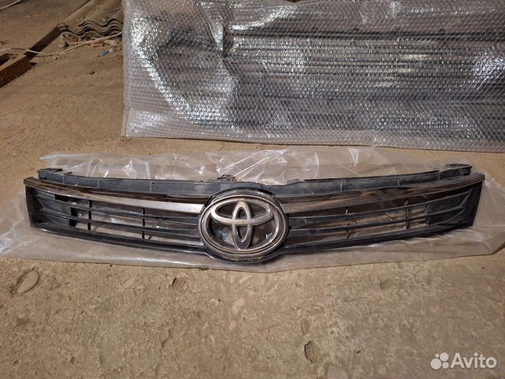 Решетки на camry 55