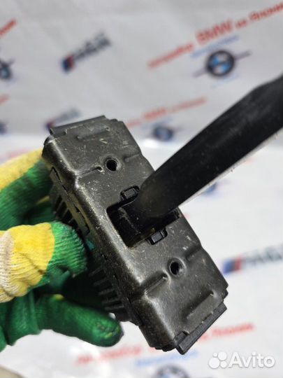Ограничитель двери передний Bmw X5 E53 M54B30 2005