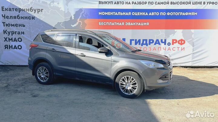 Щуп масляный Ford Kuga 1745650