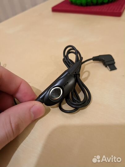 Наушники, гарнитура Samsung