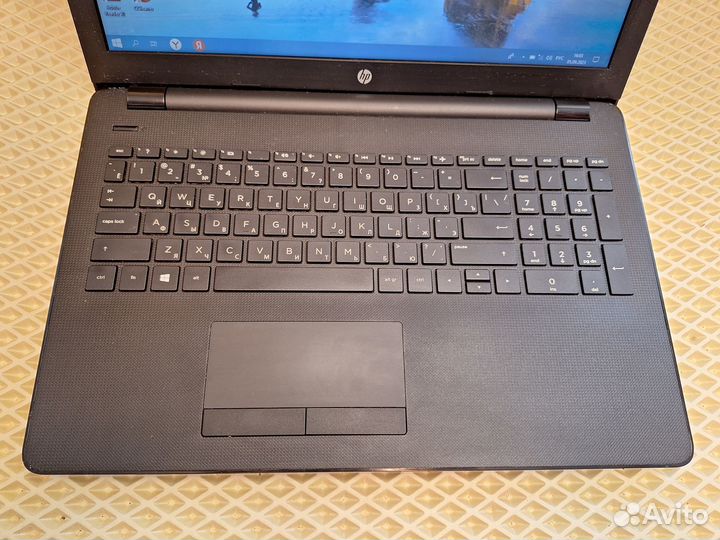 Как новый Быстрый HP 15-bs144ur (i3, 8 Gb, SSD)