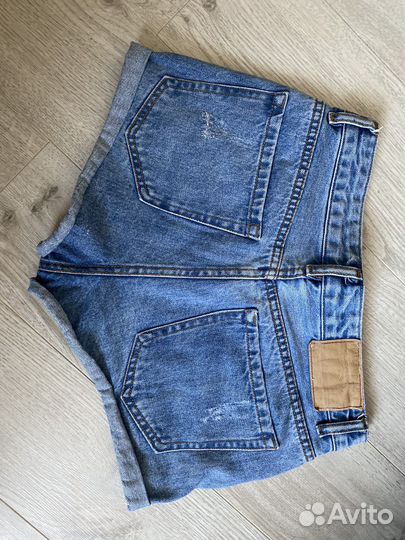 Джинсовые шорты pull&bear 32 размер