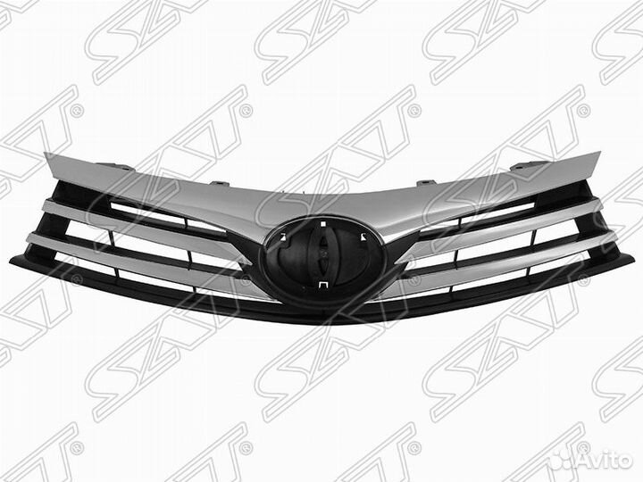 Решетка радиатора Тойота Королла Е180