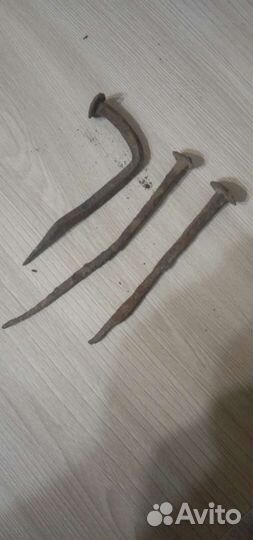 Кованые гвозди