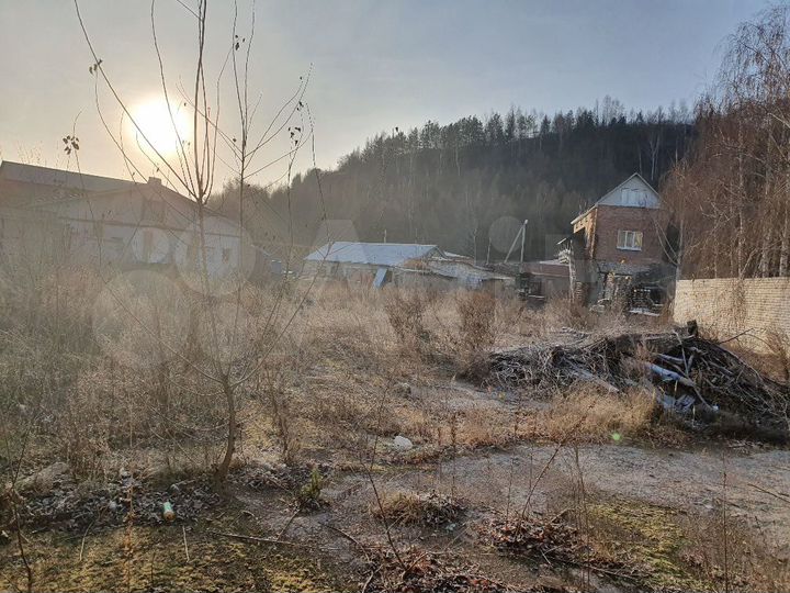 Торговая площадь 121м² с земельным участком 15 сот