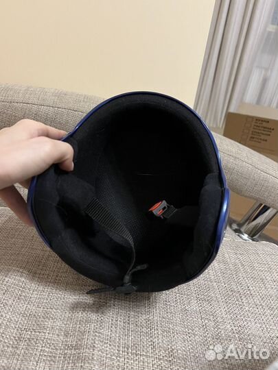 Горнолыжный детский шлем uvex