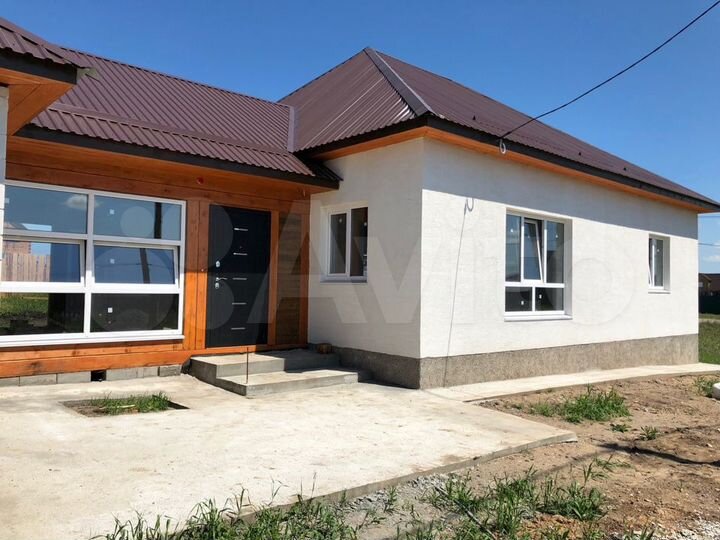 Коттедж 140 м² на участке 12 сот.