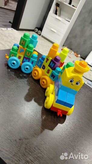 Паровоз конструктор детский