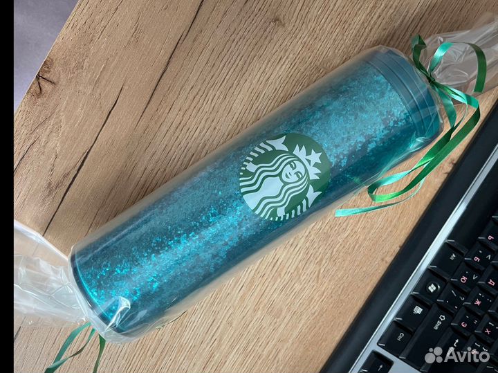 Стакан starbucks новогодний