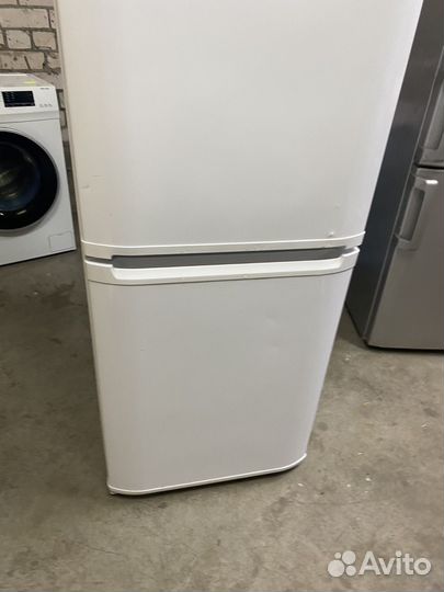 Холодильник Hotpoint Ariston 2.камеры