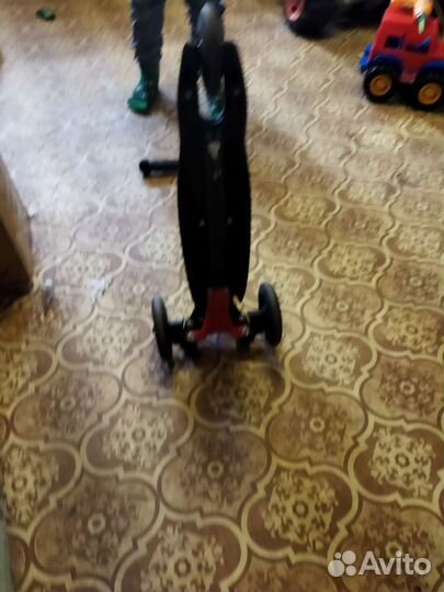 Самокат детский трехколесный