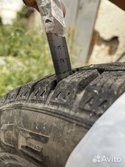 Pirelli Ice Zero 185/65 R15