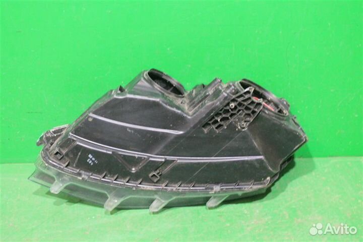 Фара правая Skoda Octavia A7 2013-2017